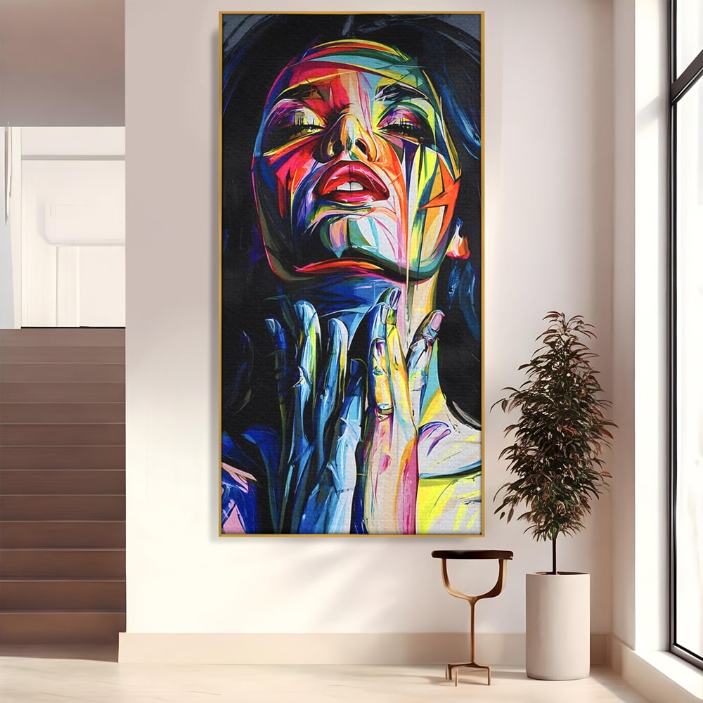Tablou canvas cu tablou canvas cu femeie stilizata, in rama de aluminiu auriu